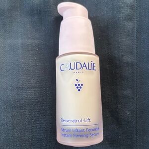 Caudalie Resveratrol Lift Serum - instantly FIRMS & LIFTS